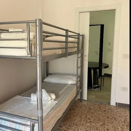 Apartman Cristalda House *